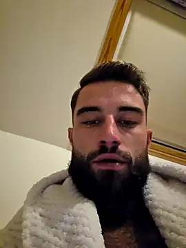 Vekie 007 online show from 10-18-25, 08:42