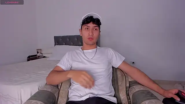 Valerio James7 online show from 01-21-25, 03:37