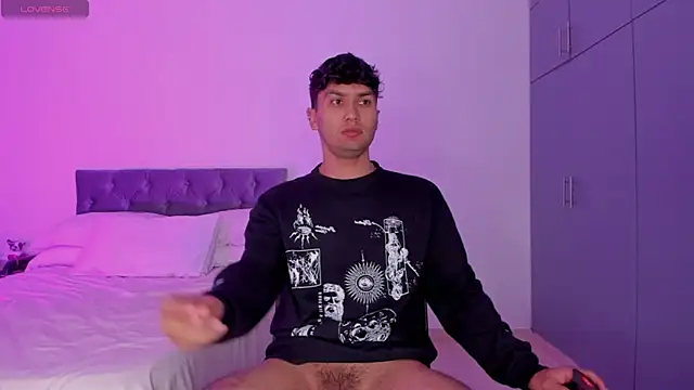 Valerio James7 online show from 02-10-25, 10:19