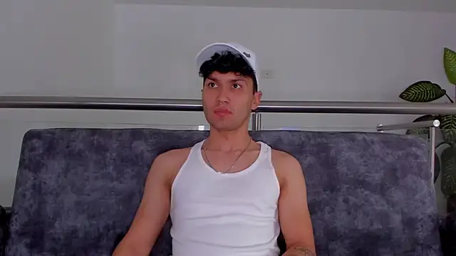 Snapshot of Valerio_James7 chatting on 07-09-26, 07:51 Valerio James7 online show from 07-09-26, 07:51