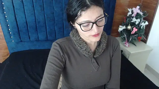 Snapshot of lunazulsj chatting on 12-23-24, 06:16 lunazulsj online show from 12-23-24, 06:16