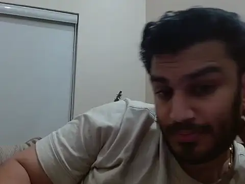 Snapshot of robintoit chatting on 01-16-26, 04:44 robintoit online show from 01-16-26, 04:44