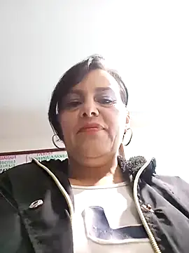 Natasha milf   online show from 02-12-25, 07:24