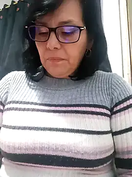 Natasha milf   online show from 03-01-25, 10:31