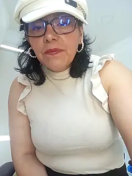 Natasha milf   online show from 03-10-25, 02:26