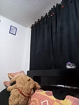 Natasha milf   online show from 03-11-25, 12:00