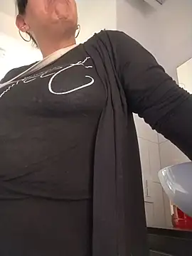 Natasha milf   online show from 07-01-26, 04:07