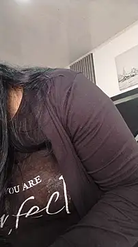 Natasha milf   online show from 07-11-26, 04:43
