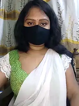 Idhika Paul online show from 02-18-25, 01:33