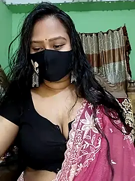 Idhika Paul online show from 03-18-25, 08:04