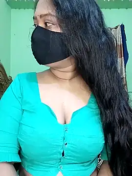 Idhika Paul online show from 03-22-25, 04:45