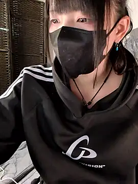 Snapshot of maataaan chatting on 10-29-25, 05:31 maataaan online show from 10-29-25, 05:31