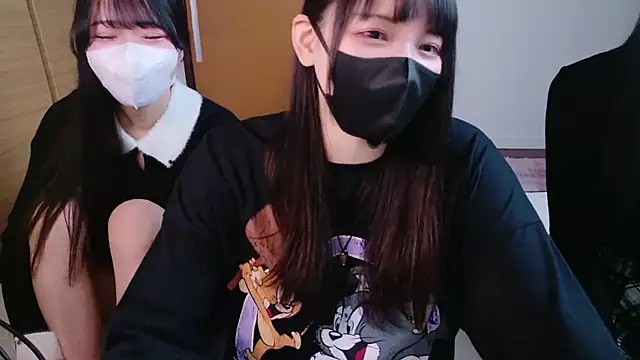 Snapshot of maataaan chatting on 11-19-25, 10:04 maataaan online show from 11-19-25, 10:04