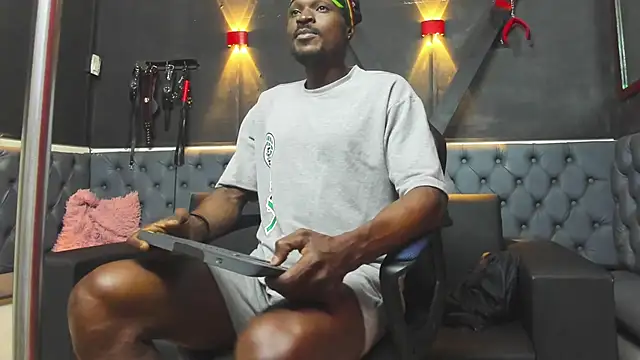 Terrance z online show from 11-19-25, 07:58