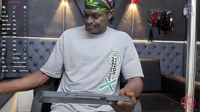 Snapshot of Terrance_z chatting on 03-13-26, 08:15 Terrance z online show from 03-13-26, 08:15