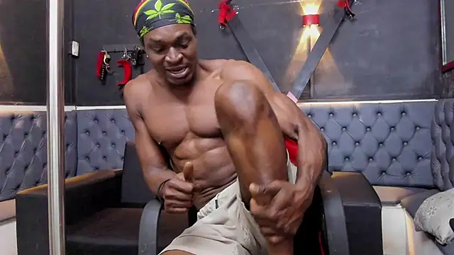 Snapshot of Terrance_z chatting on 03-20-26, 08:25 Terrance z online show from 03-20-26, 08:25