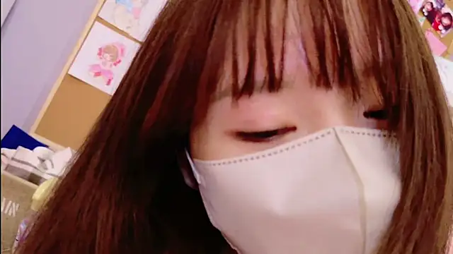 Snapshot of Yui-Ch chatting on 01-19-25, 05:18 Yui-Ch online show from 01-19-25, 05:18