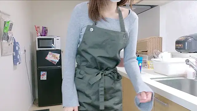 Snapshot of Yui-Ch chatting on 12-19-25, 12:45 Yui-Ch online show from 12-19-25, 12:45