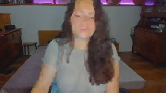 SoftlyShine online show from 12-18-25, 06:47