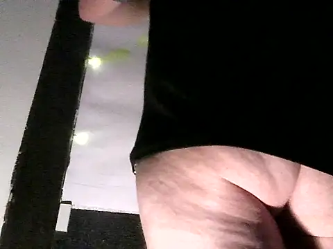 Snapshot of prcalek19 chatting on 11-08-25, 05:12 prcalek19 online show from 11-08-25, 05:12