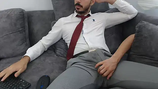 Naughtb0y online show from 09-17-25, 06:48