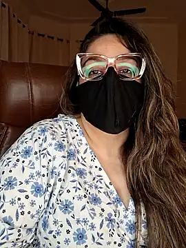 Snapshot of SEXY-Sardarni chatting on 12-11-24, 03:15 SEXY-Sardarni online show from 12-11-24, 03:15