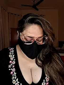 Snapshot of SEXY-Sardarni chatting on 02-10-25, 03:32 SEXY-Sardarni online show from 02-10-25, 03:32