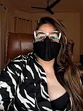 Snapshot of SEXY-Sardarni chatting on 02-14-25, 03:26 SEXY-Sardarni online show from 02-14-25, 03:26