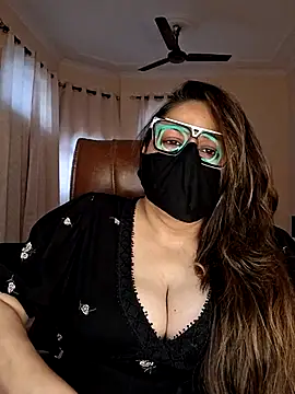 Snapshot of SEXY-Sardarni chatting on 03-13-25, 08:59 SEXY-Sardarni online show from 03-13-25, 08:59