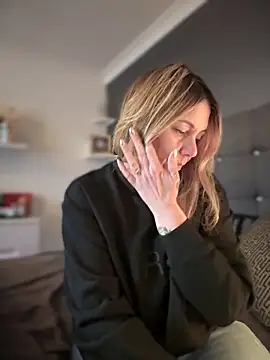 blondebitch2 online show from 01-29-25, 03:04