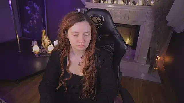 carolina elf online show from 11-25-25, 01:55