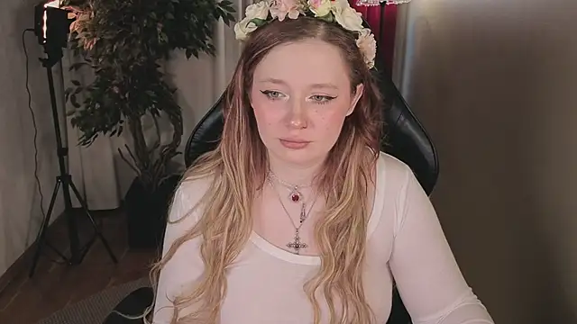 carolina elf online show from 02-20-26, 06:26