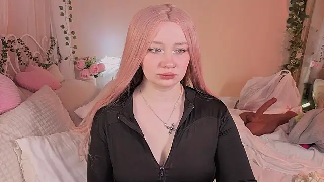 carolina elf online show from 03-24-26, 07:57