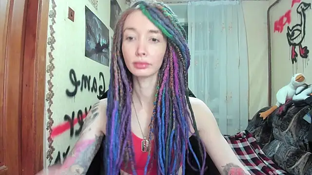 Snapshot of Roxy_Silver chatting on 02-01-25, 07:02 Roxy Silver online show from 02-01-25, 07:02