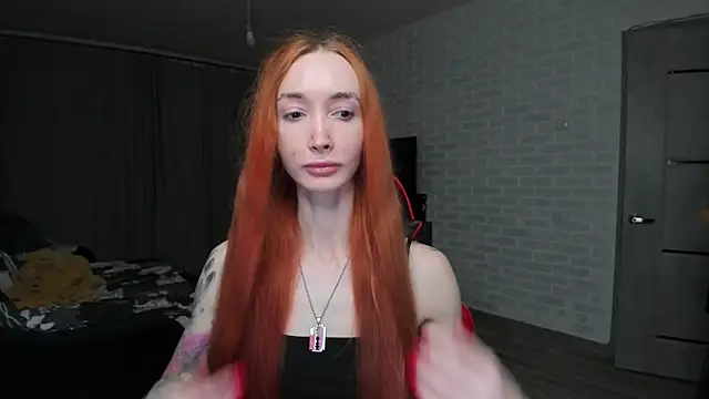 Roxy Silver online show from 10-25-25, 09:09