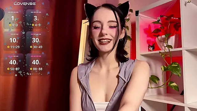 Alice Succuby online show from 02-13-25, 07:21