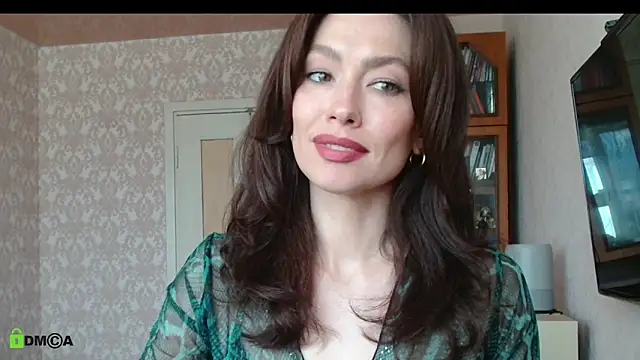 Snapshot of alicia_spicy chatting on 06-12-26, 12:15 alicia spicy online show from 06-12-26, 12:15