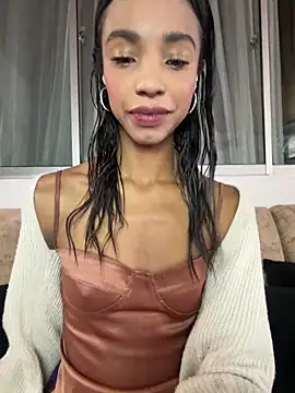 xenia golden online show from 04-13-26, 06:57