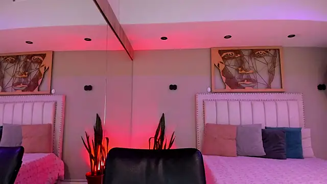  AlejaCruz  online show from 12-21-25, 12:12