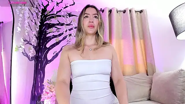  AlejaCruz  online show from 03-01-26, 12:07