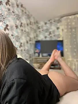 adel secret online show from 02-20-25, 07:41