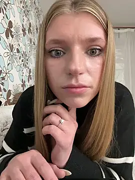 Snapshot of adel_secret chatting on 04-11-26, 07:29 adel secret online show from 04-11-26, 07:29