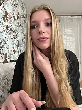Snapshot of adel_secret chatting on 04-19-26, 08:00 adel secret online show from 04-19-26, 08:00