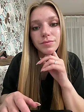 Snapshot of adel_secret chatting on 05-20-26, 07:20 adel secret online show from 05-20-26, 07:20