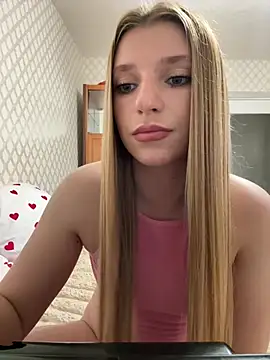 Snapshot of adel_secret chatting on 06-06-26, 07:07 adel secret online show from 06-06-26, 07:07