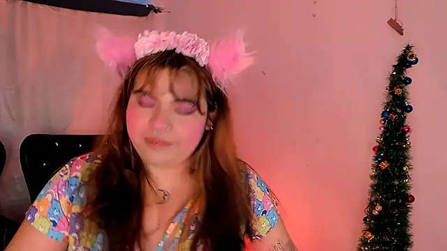 Snapshot of Samanta_cutee chatting on 01-07-25, 11:26 Samanta cutee online show from 01-07-25, 11:26