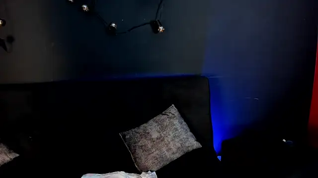 Snapshot of Charlotte__Brown_ chatting on 02-17-25, 01:42 Charlotte Brown online show from 02-17-25, 01:42