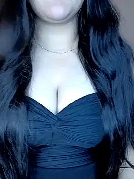 Snapshot of AK---47 chatting on 11-17-25, 03:18 AK---47 online show from 11-17-25, 03:18