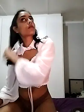 cleopatra-phaedra online show from 03-06-25, 08:27