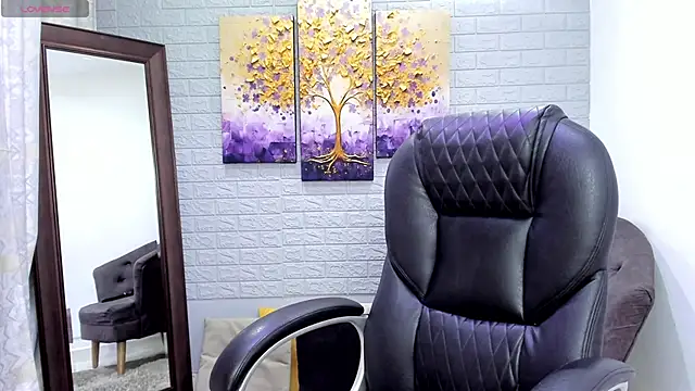  LaraMom  online show from 02-16-26, 07:54